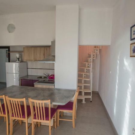 Apartmani Simic Starigrad Paklenica Extérieur photo